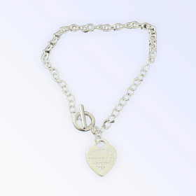 Return To Sniffany Heart Charm Necklace (size: small)